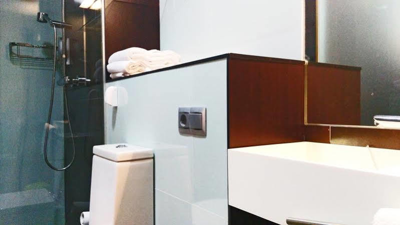 Dream Suites And Apartments Almeria Centro Ngoại thất bức ảnh