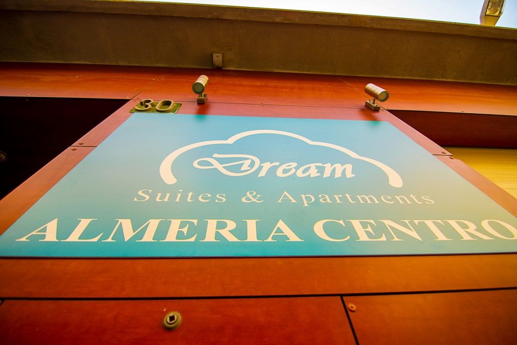 Dream Suites And Apartments Almeria Centro Ngoại thất bức ảnh
